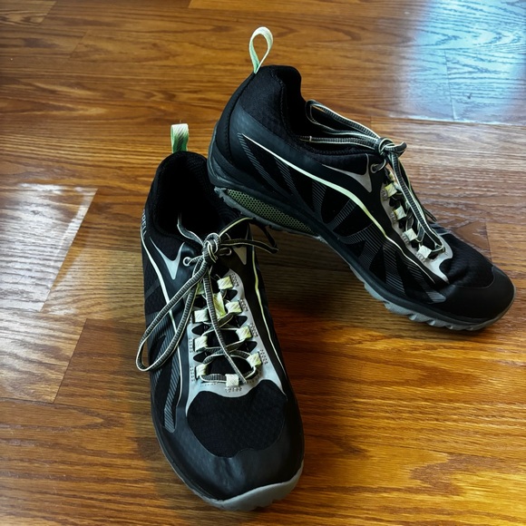 Merrell Black Green Women's Siren Edge Hiking Shoes J37196 Size 9.5 - Picture 3 of 9